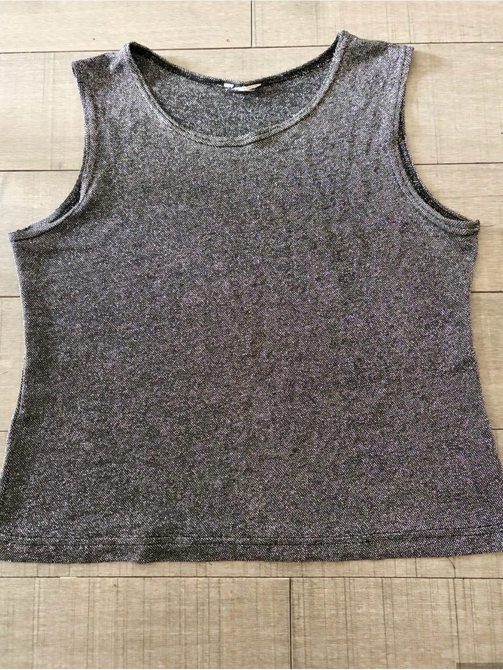 🍄3 items for $10🍄- Metallic Silver Glitter Knit Tank Top